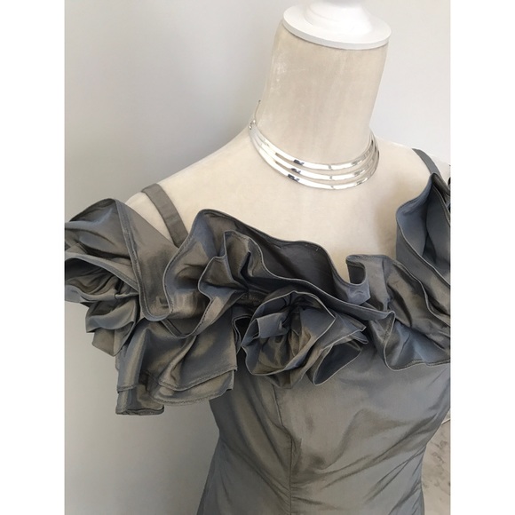 Ricki Freeman for Teri Jon Silk Gown - Picture 3 of 8